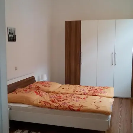 Apartament In Einem Historischen Gebaeude Mit Balkon Und Blick Auf Mosel By Interhome Zell an der Mosel