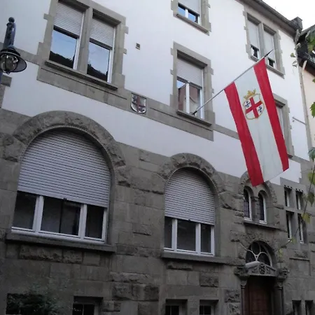 Apartament In Einem Historischen Gebaeude Mit Balkon Und Blick Auf Mosel By Interhome Zell an der Mosel
