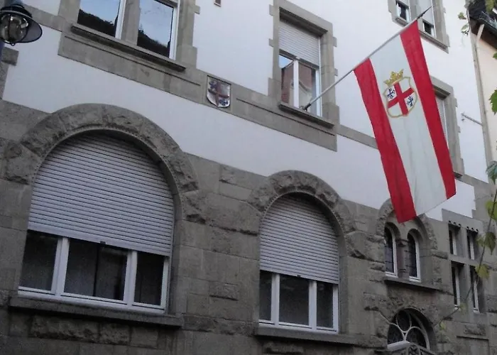 Apartamento In Einem Historischen Gebaeude Mit Balkon Und Blick Auf Mosel By Interhome Zell an der Mosel