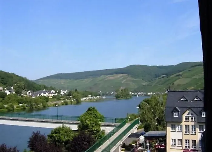 Apartamento In Einem Historischen Gebaeude Mit Balkon Und Blick Auf Mosel By Interhome *