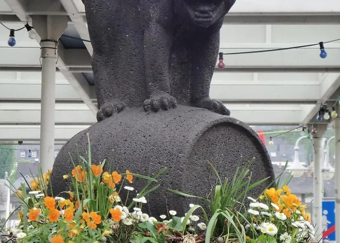 In Einem Historischen Gebaeude Mit Balkon Und Blick Auf Mosel By Interhome
